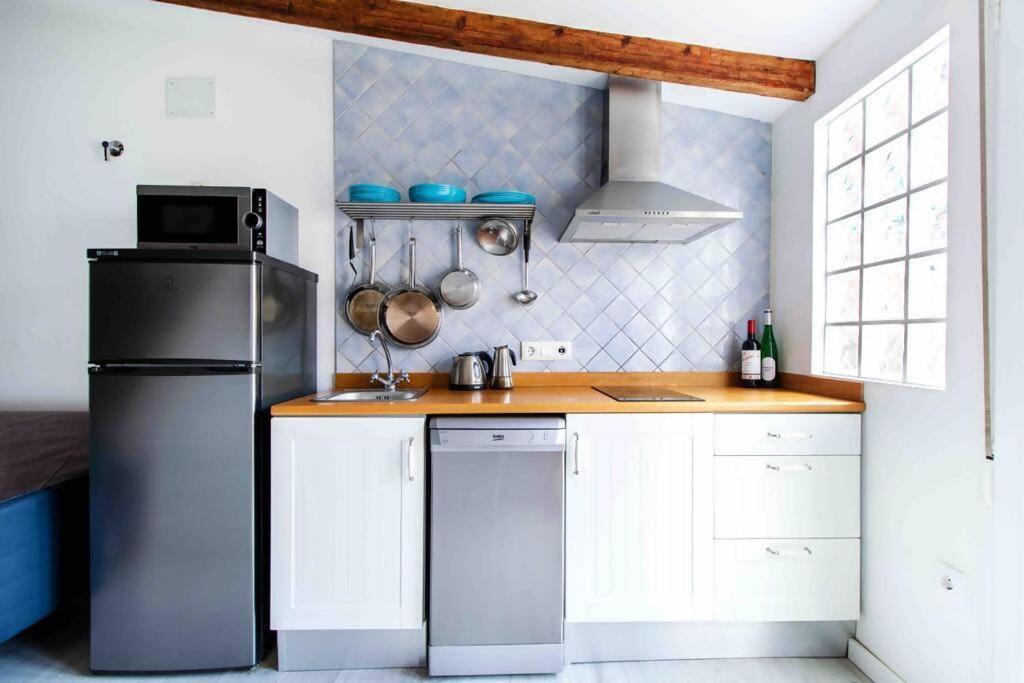 Estudio Para Parejas Con Terraza En La Playa Valencia Ngoại thất bức ảnh