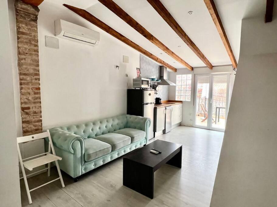 Estudio Para Parejas Con Terraza En La Playa Valencia Ngoại thất bức ảnh